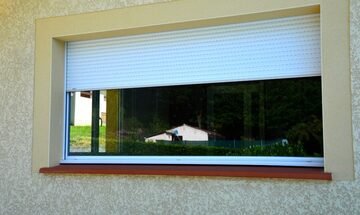 PVC SYSTEM Pose de volets électriques