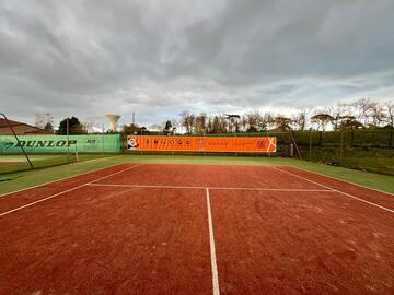 PVC & ALU SYSTEM : Partenaire du Club de Tennis de Montastruc-la-Conseillère avec MOBISPORT