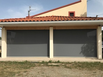 Dites adieu à la chaleur, aux moustiques et aux regards indiscrets grâce aux toiles ZIP Bubendorff !